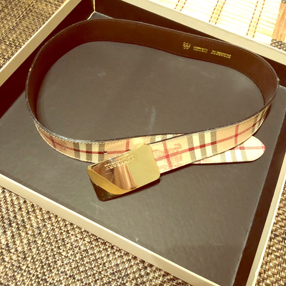 Burberry belt